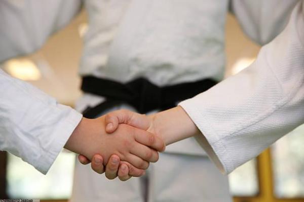 非体育专业人员如何开展体育培训